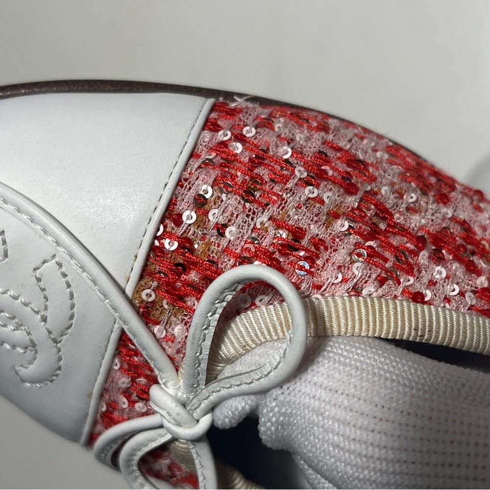 CHANEL Red Tweed & White Leather CC Bow Ballet Flats - Picture 13 of 13
